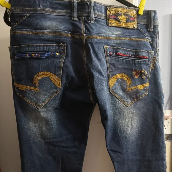 Proton Jeans - Picture 2 of 3